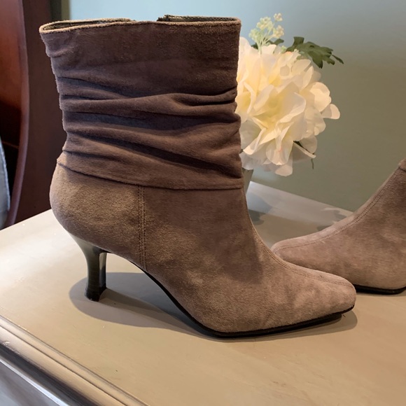 Gray Suede Ankle Boots - Picture 2 of 8